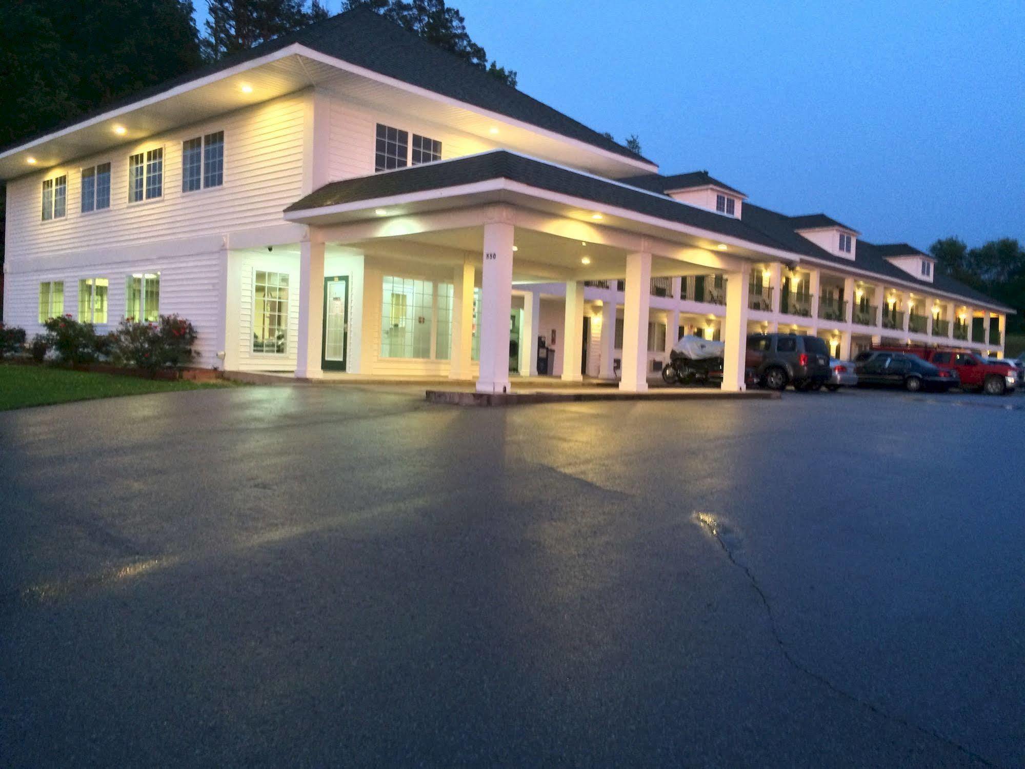 Hurricane Inn Waynesboro Eksteriør billede